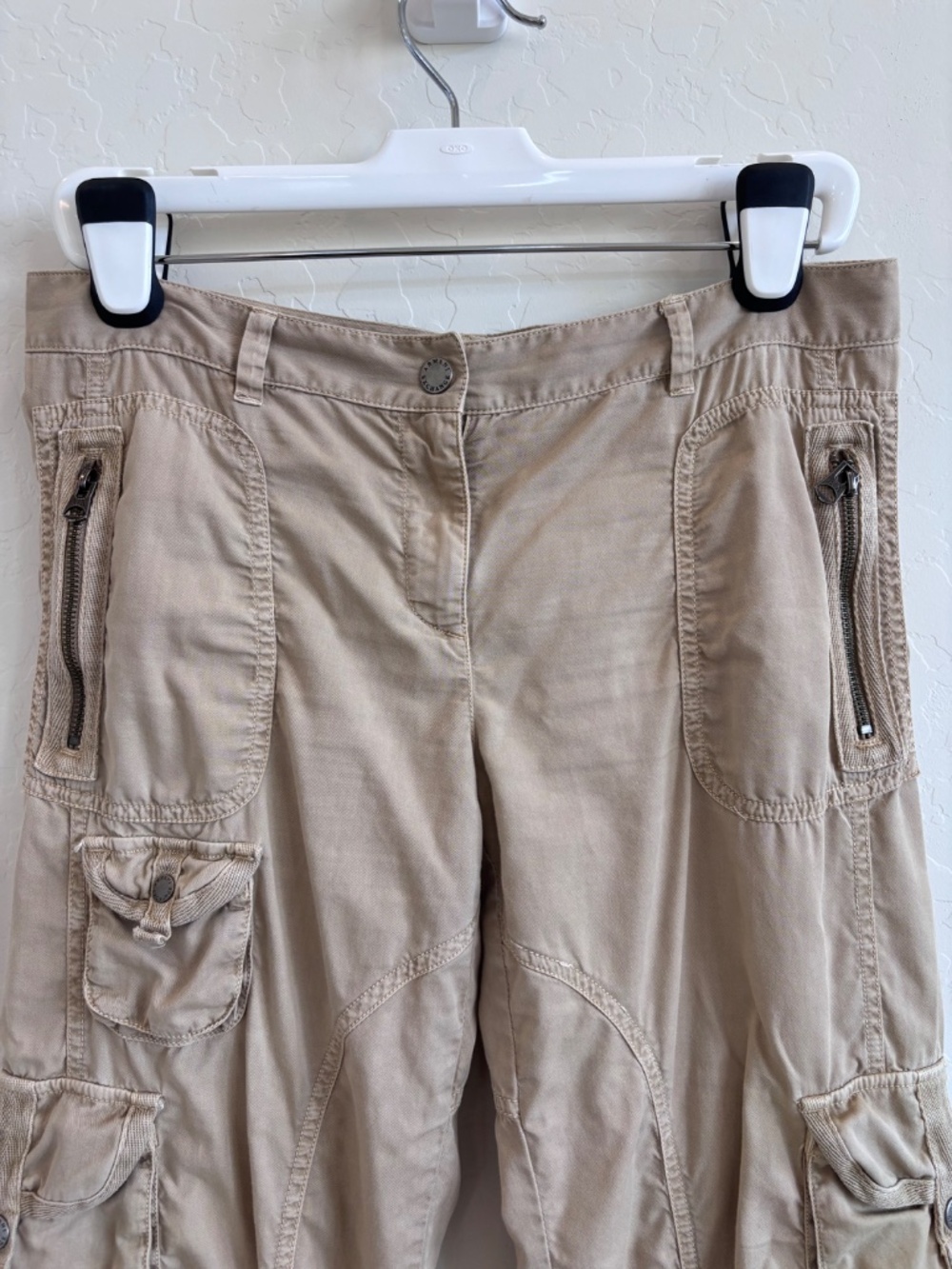 Armani Exchange Y2K Style Khaki Cargo Pants - Size 6 - Picture 9 of 16